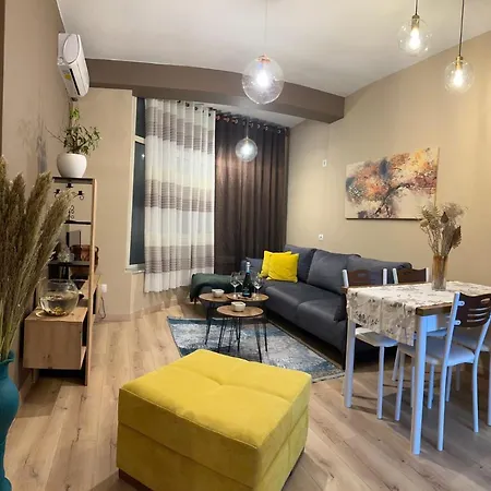 דירה My Guest Base טיראנה